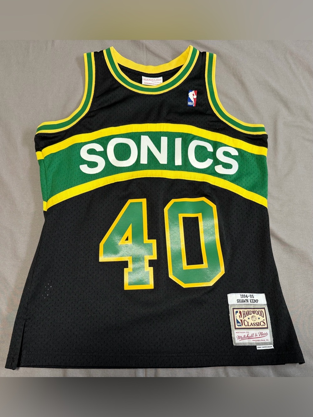 Shawn Kemp Sonics Mitchell & Ness 1994-95 Hardwood Classics Swingman Jersey M